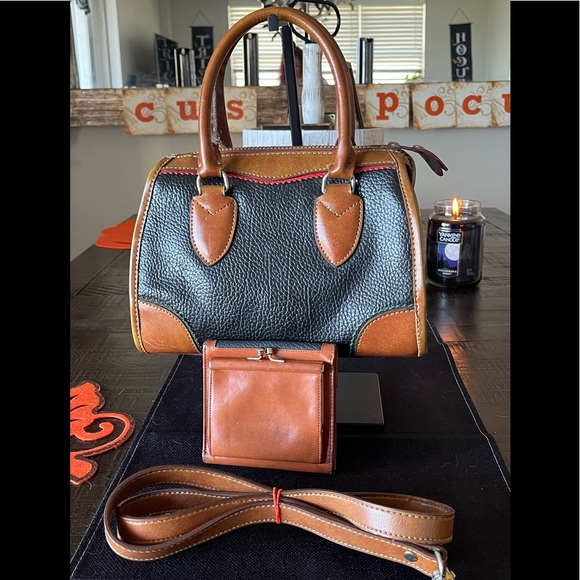 Dooney and Bourke Set - Picture 5 of 9